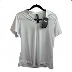 NWT Meir Women's White Short Sleeve Golf/Tennis Top